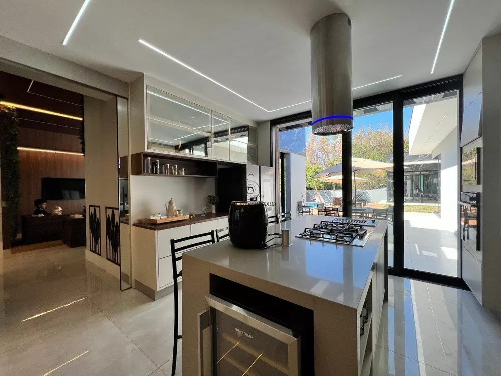 Casa, 4 quartos, 550 m² - Foto 2