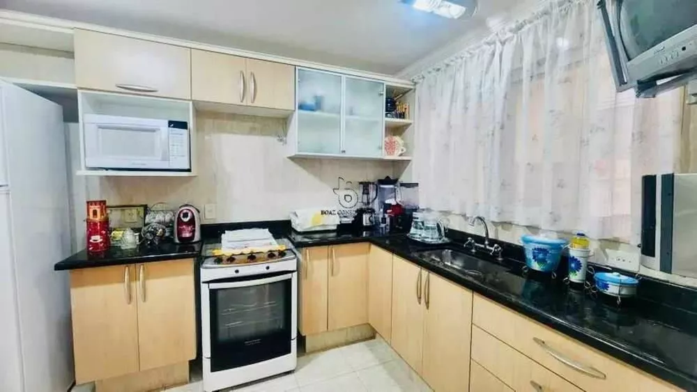 Casa, 4 quartos, 200 m² - Foto 1