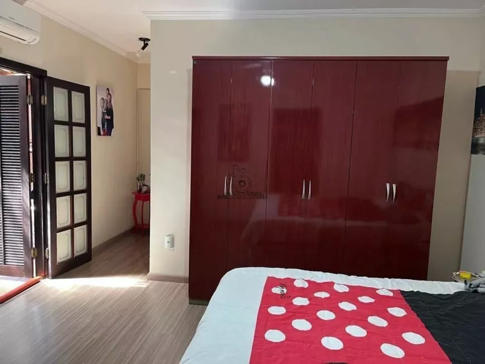 Casa, 3 quartos, 228 m² - Foto 3
