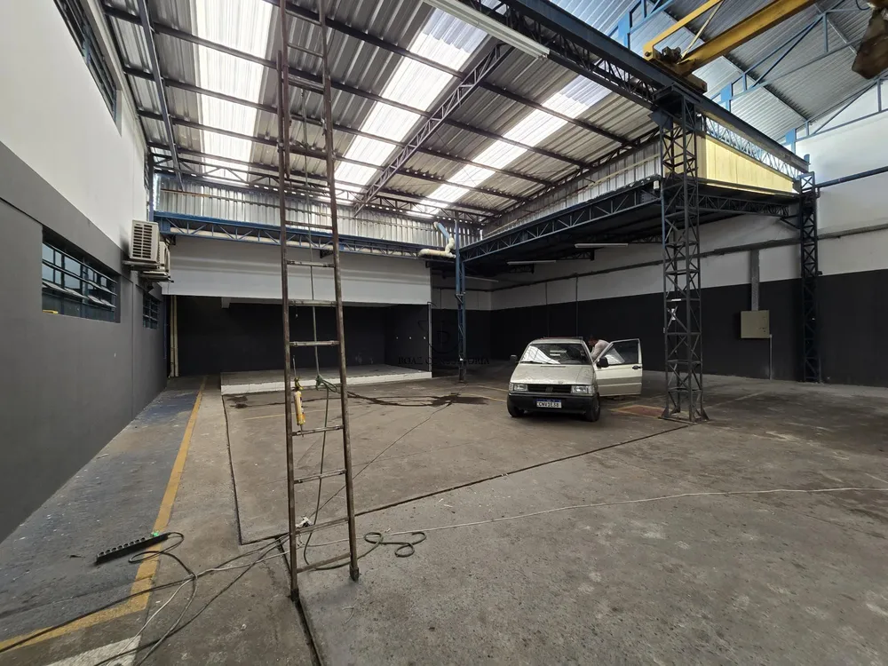 Depósito-Galpão, 868 m² - Foto 1