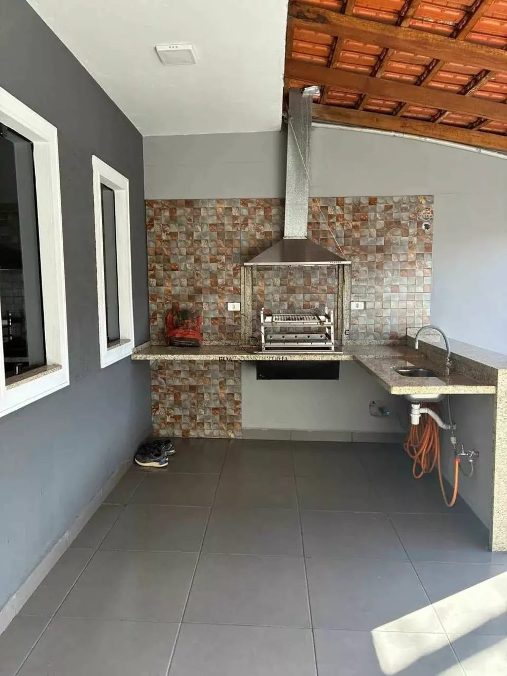 Casa, 3 quartos, 161 m² - Foto 1