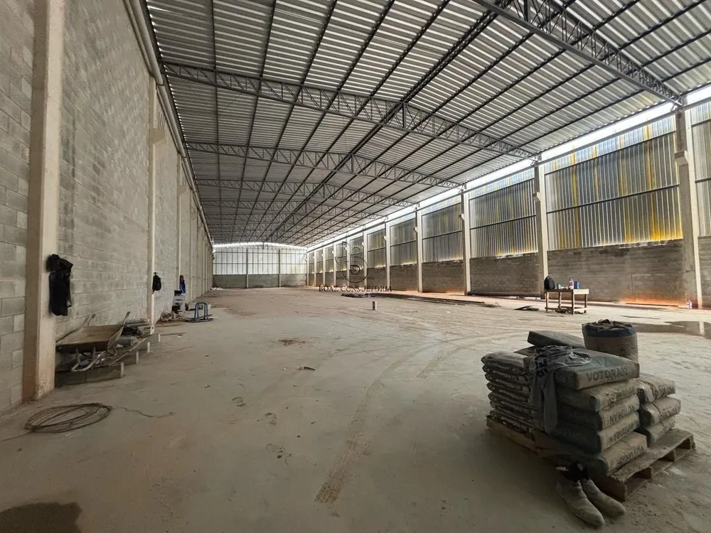 Depósito-Galpão, 1600 m² - Foto 1