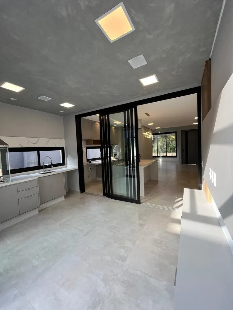 Casa, 3 quartos, 116 m² - Foto 1