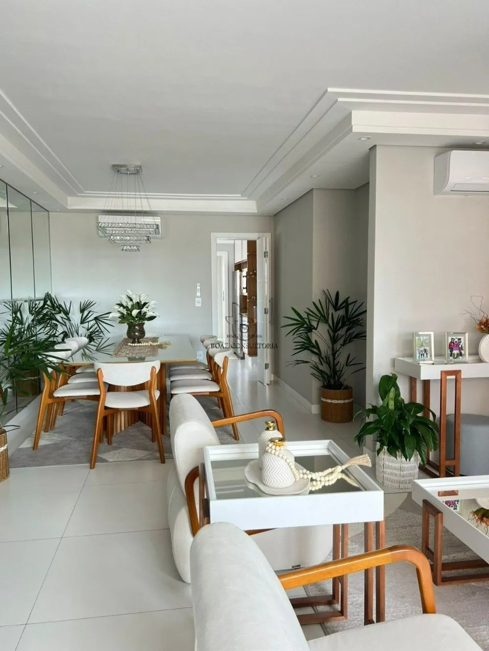 Casa, 3 quartos, 219 m² - Foto 1