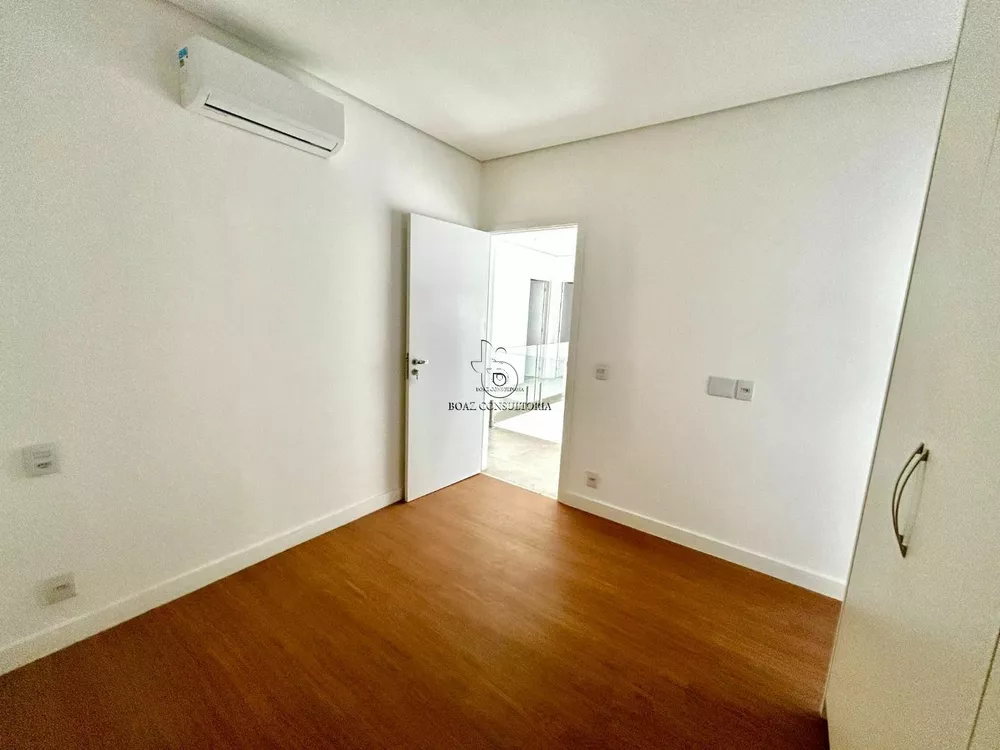 Casa, 4 quartos, 339 m² - Foto 2