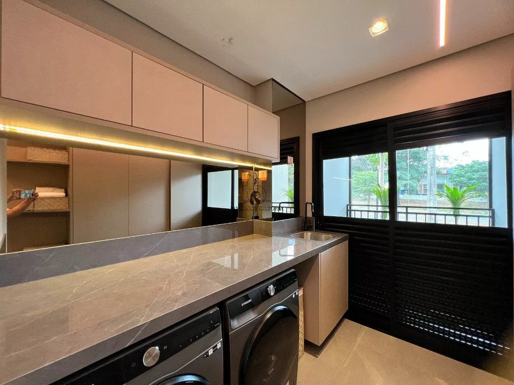 Apartamento, 3 quartos, 151 m² - Foto 1