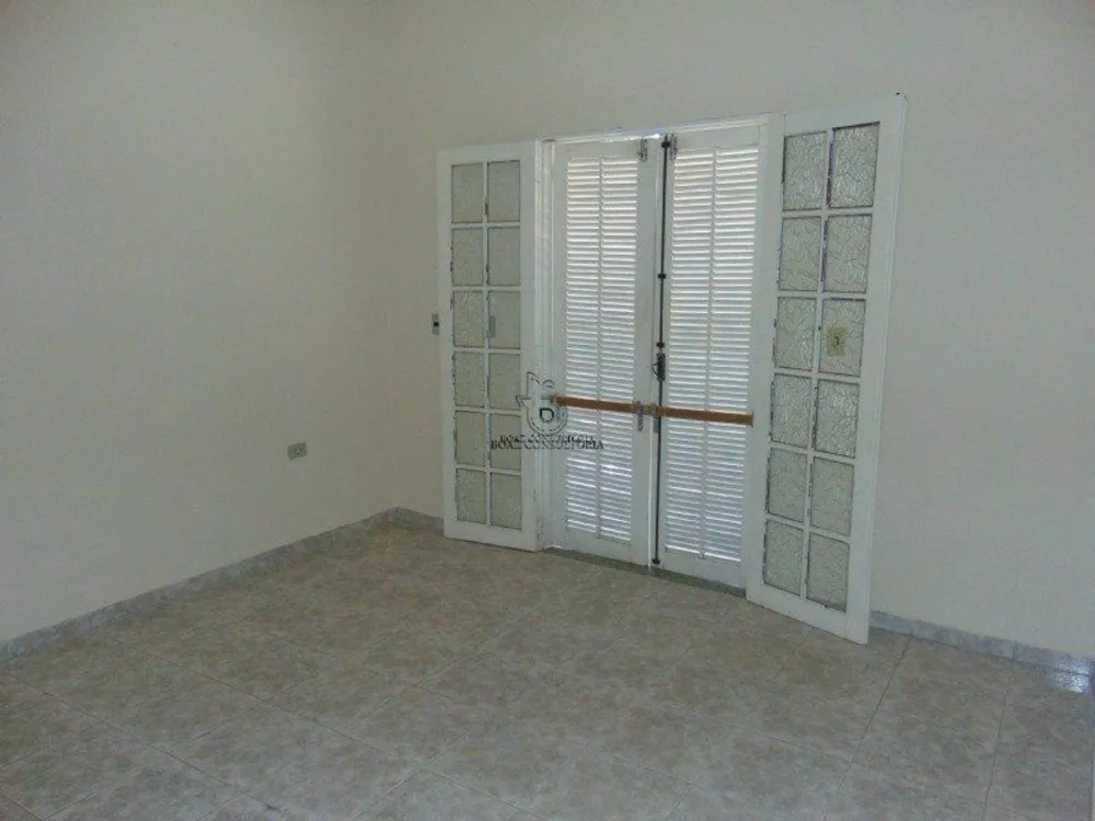 Casa, 3 quartos, 240 m² - Foto 3
