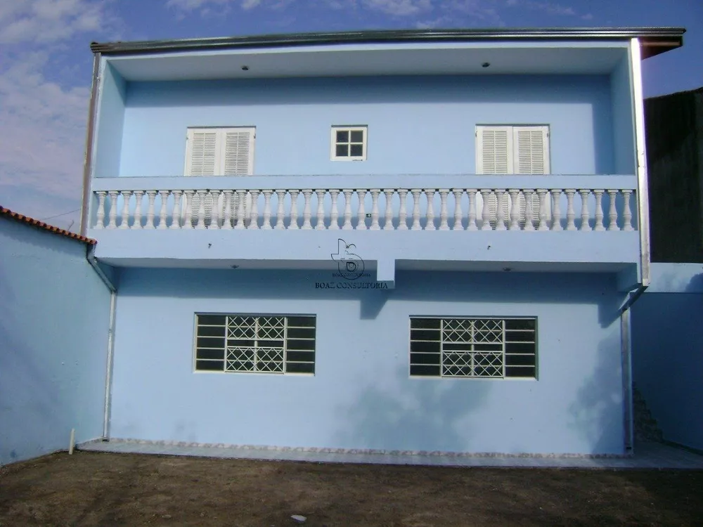 Casa, 3 quartos, 240 m² - Foto 1
