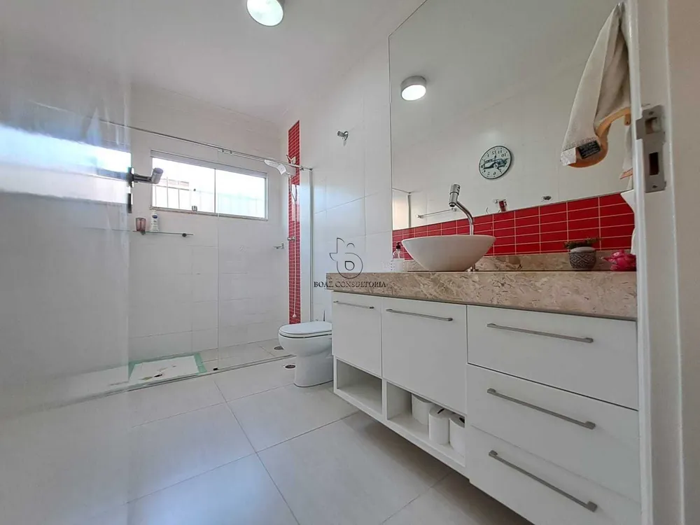 Casa, 3 quartos, 205 m² - Foto 14