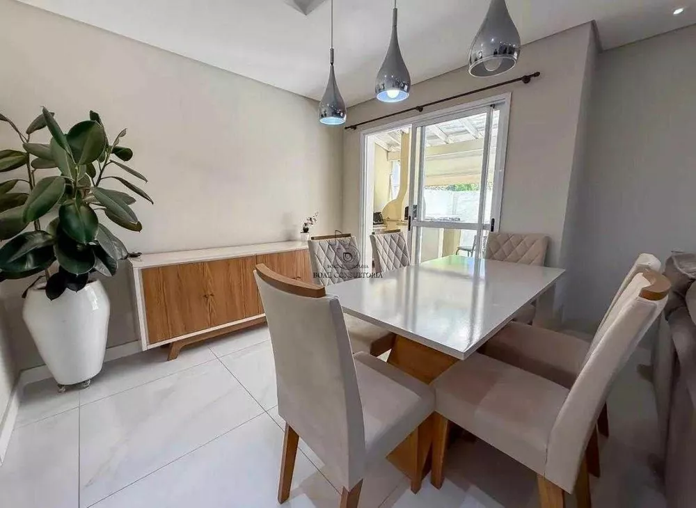 Casa, 3 quartos, 175 m² - Foto 1