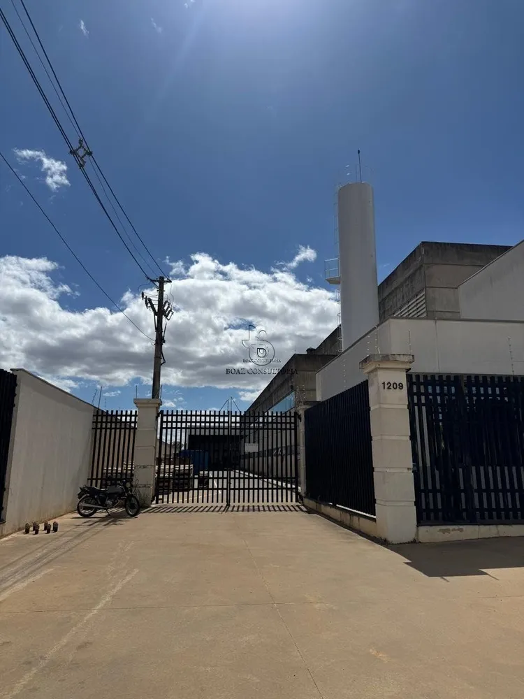 Depósito-Galpão, 4222 m² - Foto 1