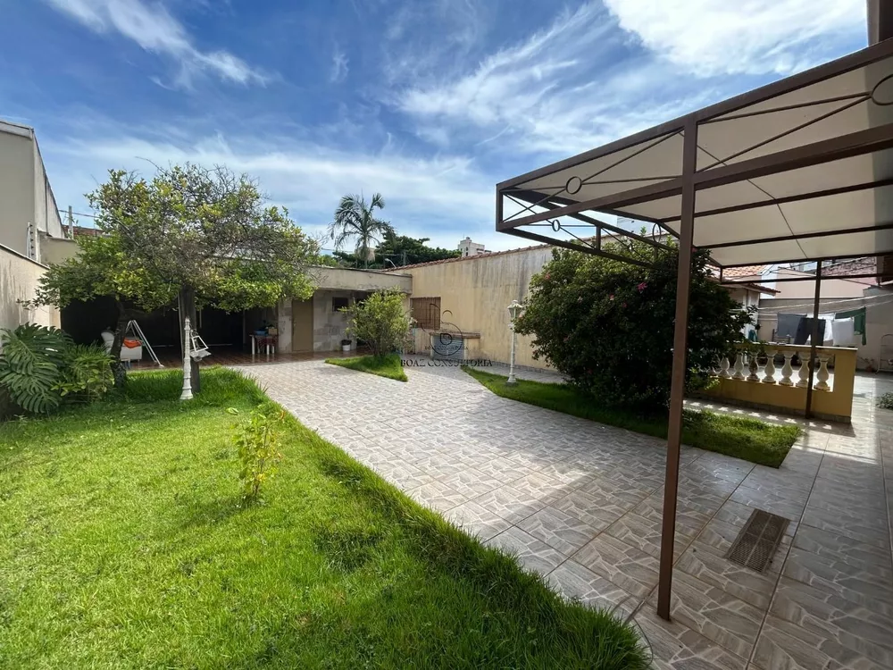 Casa, 5 quartos, 300 m² - Foto 2
