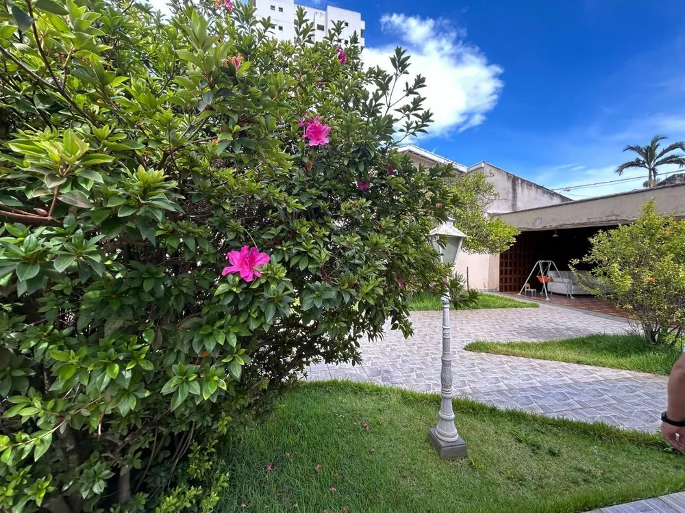 Casa, 5 quartos, 300 m² - Foto 1