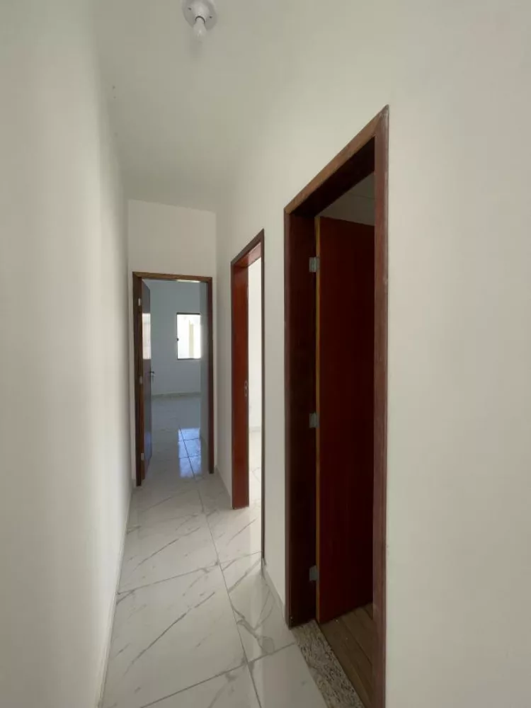 Casa à venda com 2 quartos, 220m² - Foto 7