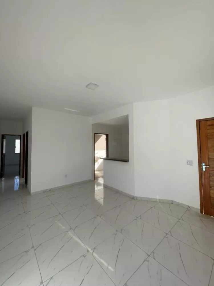 Casa à venda com 2 quartos, 220m² - Foto 5