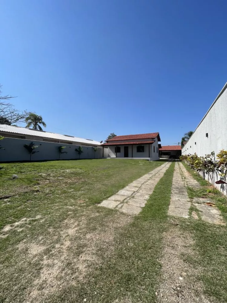 Casa à venda com 2 quartos, 600m² - Foto 2