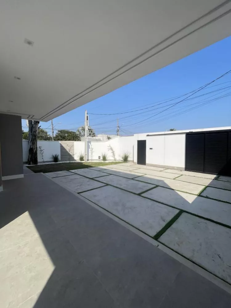 Casa à venda com 3 quartos, 438m² - Foto 4