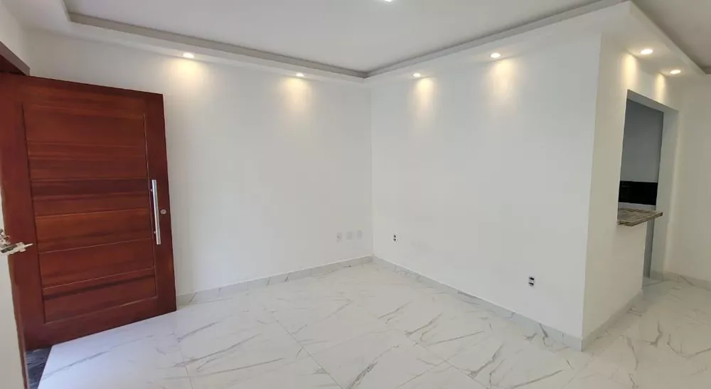 Casa à venda com 2 quartos, 260m² - Foto 4