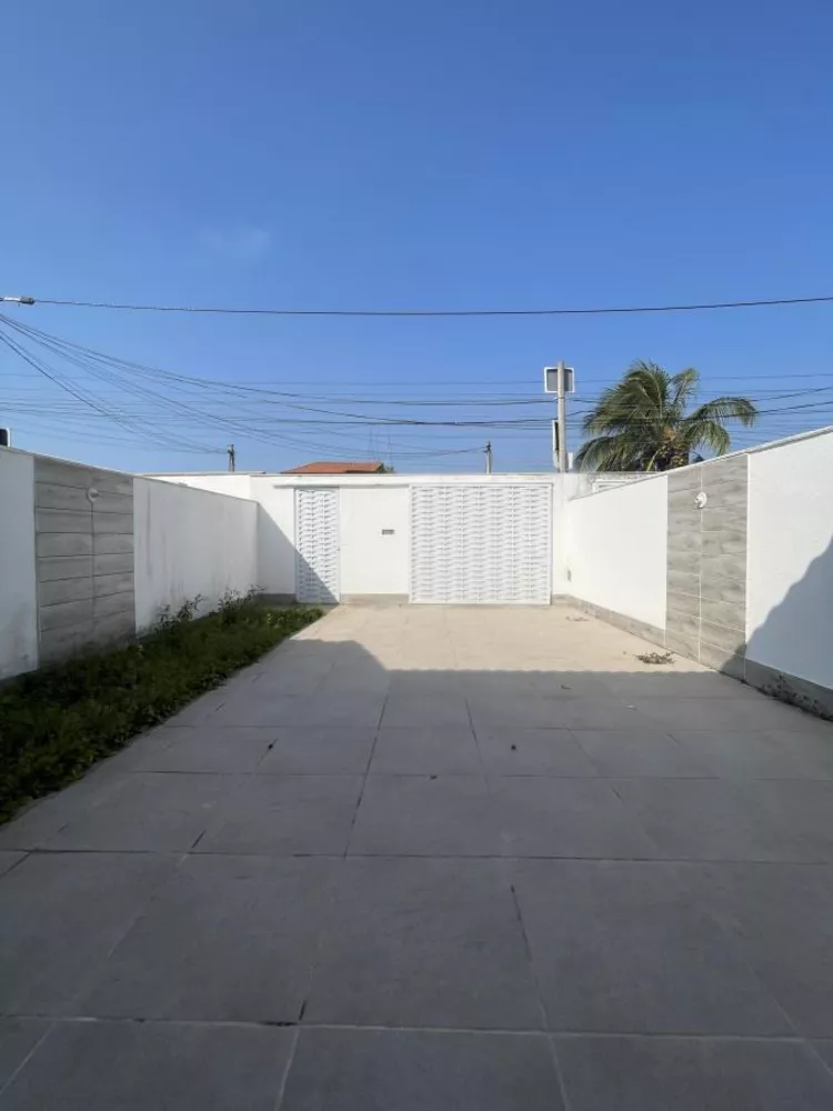 Casa à venda com 2 quartos, 240m² - Foto 2