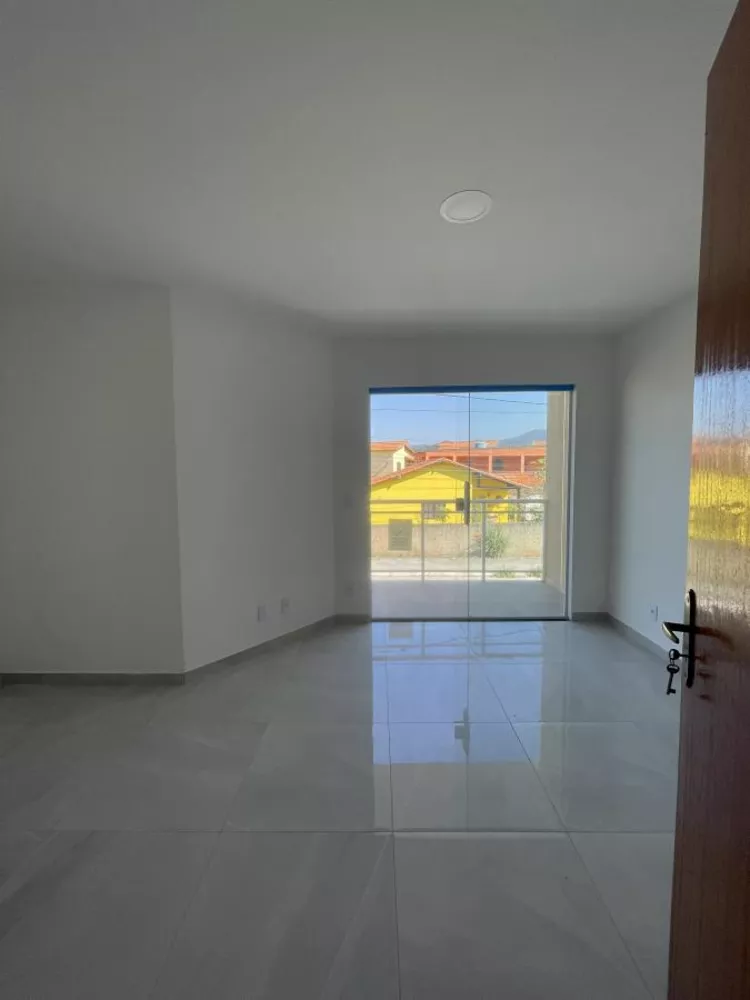 Casa à venda com 2 quartos, 92m² - Foto 12