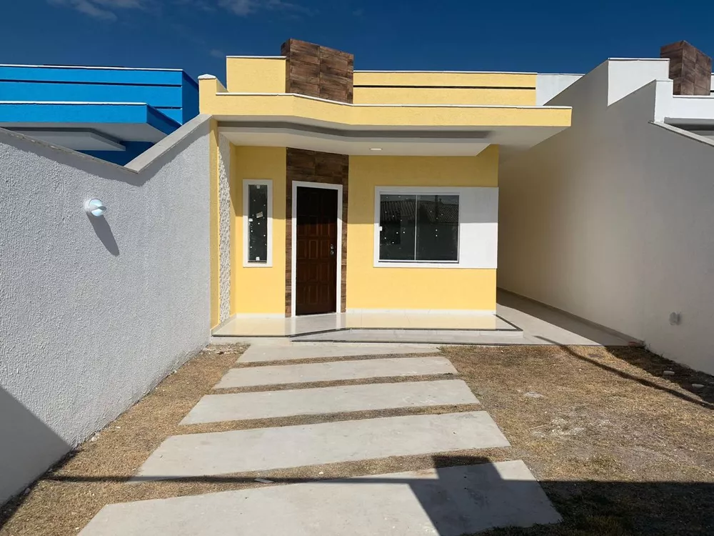 Casa à venda com 2 quartos, 240m² - Foto 2