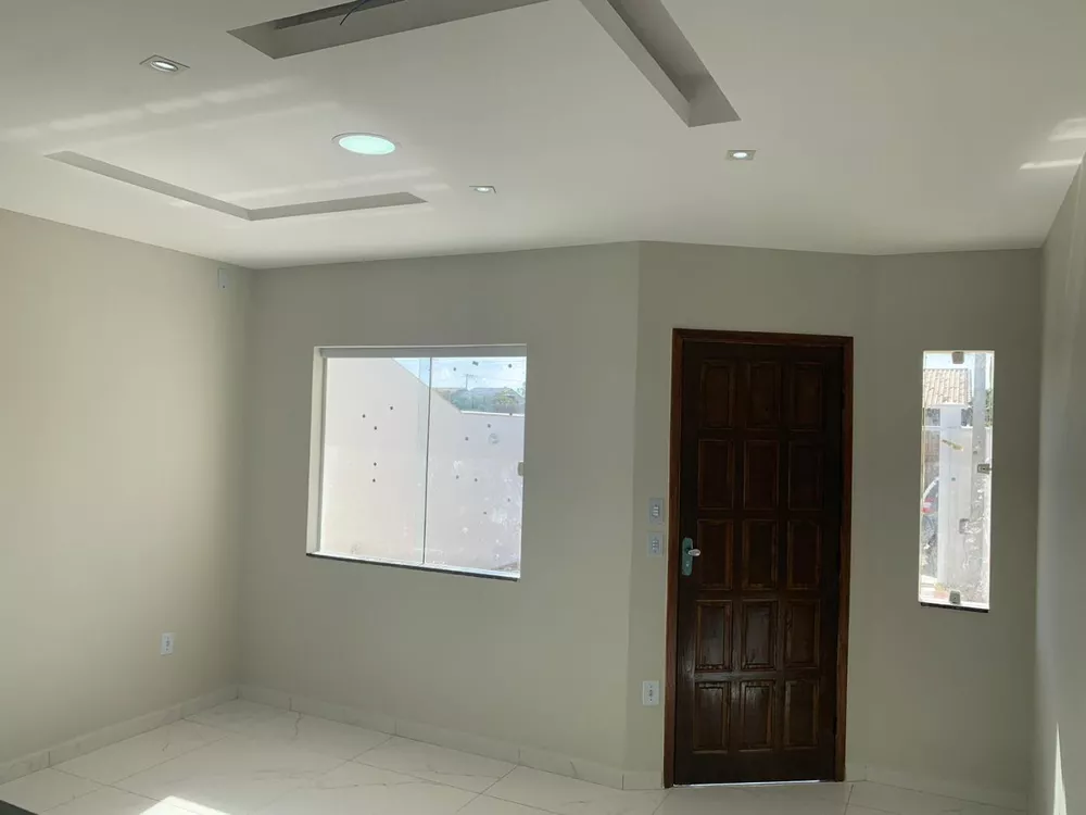 Casa à venda com 2 quartos, 240m² - Foto 3