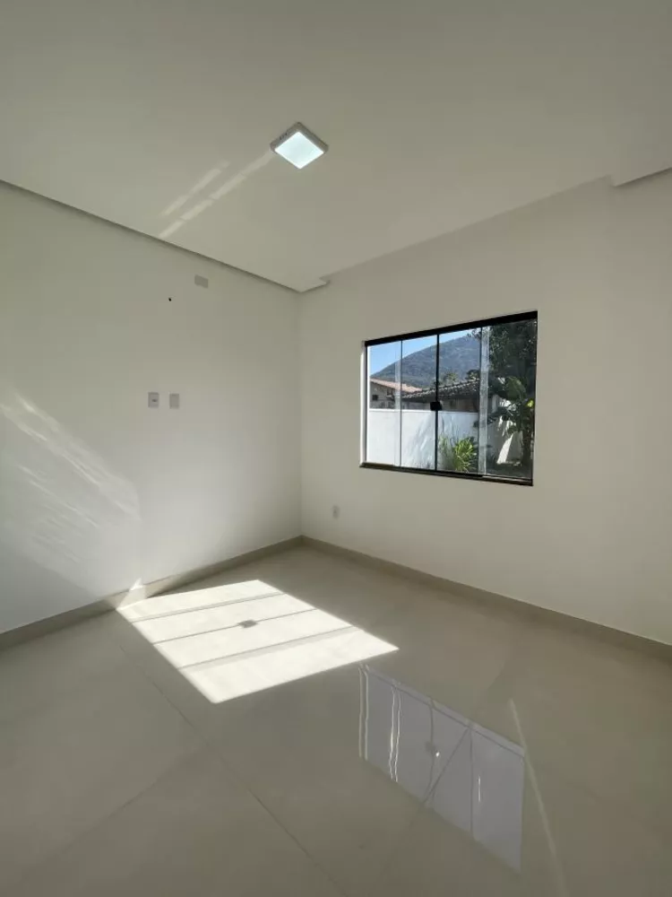 Casa à venda com 3 quartos, 439m² - Foto 12