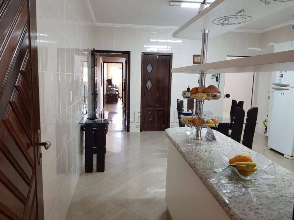 Sobrado, 3 quartos, 250 m² - Foto 1