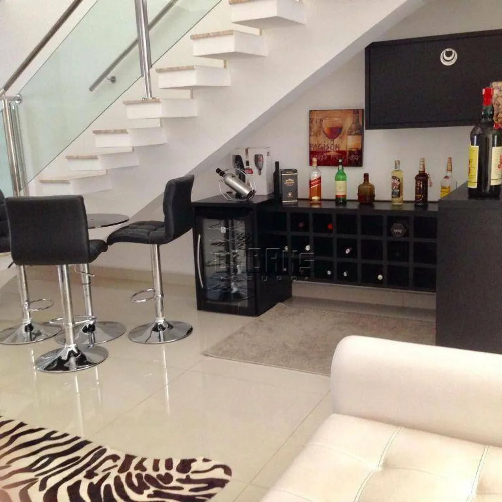 Sobrado, 3 quartos, 472 m² - Foto 1