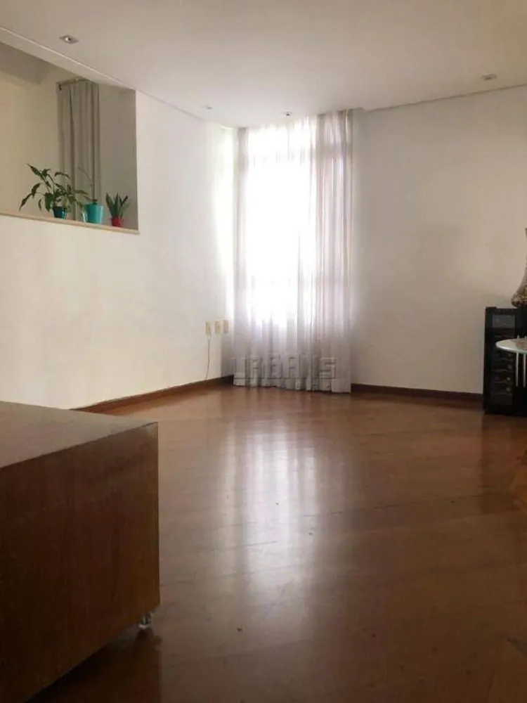 Apartamento, 3 quartos, 174 m² - Foto 1