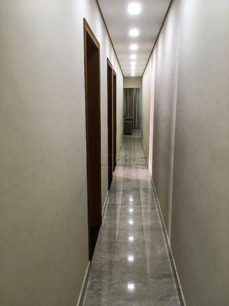 Sobrado, 3 quartos, 214 m² - Foto 1