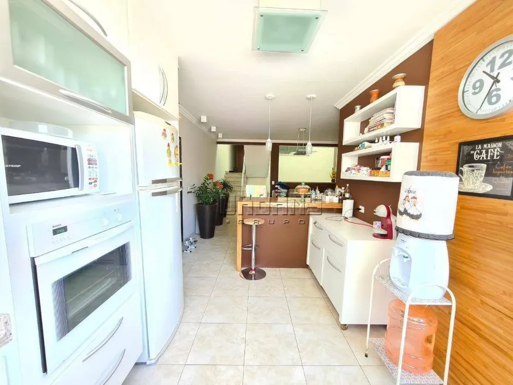 Sobrado, 3 quartos, 276 m² - Foto 3