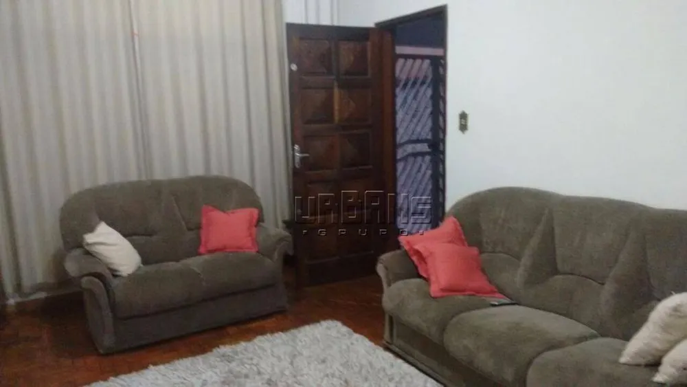 Sobrado, 4 quartos, 240 m² - Foto 1