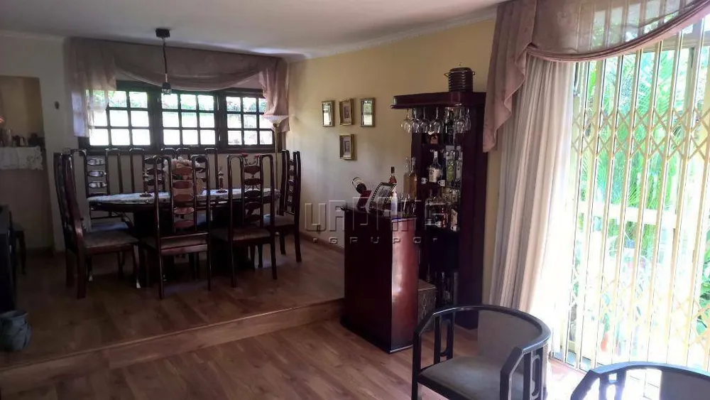 Casa, 4 quartos, 298 m² - Foto 2