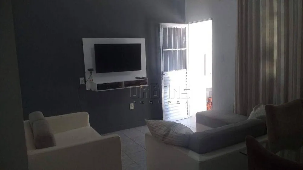 Casa, 3 quartos, 70 m² - Foto 1