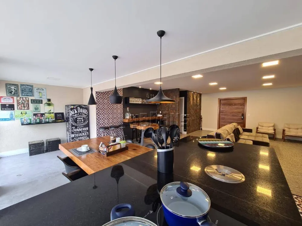 Apartamento, 3 quartos, 192 m² - Foto 2