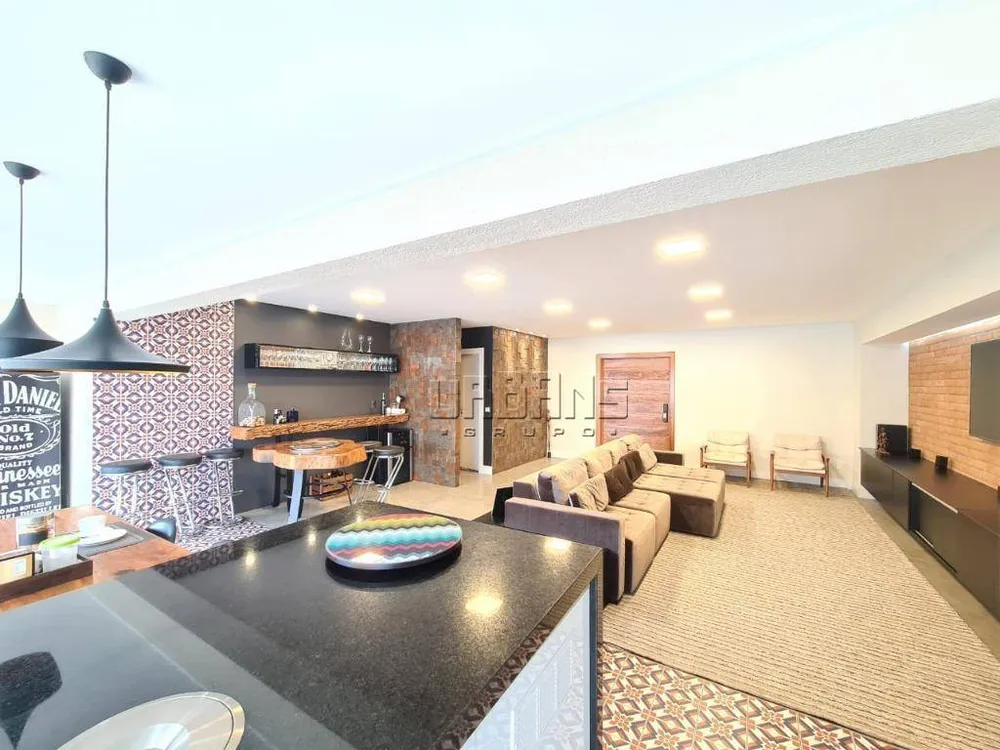 Apartamento, 3 quartos, 192 m² - Foto 1