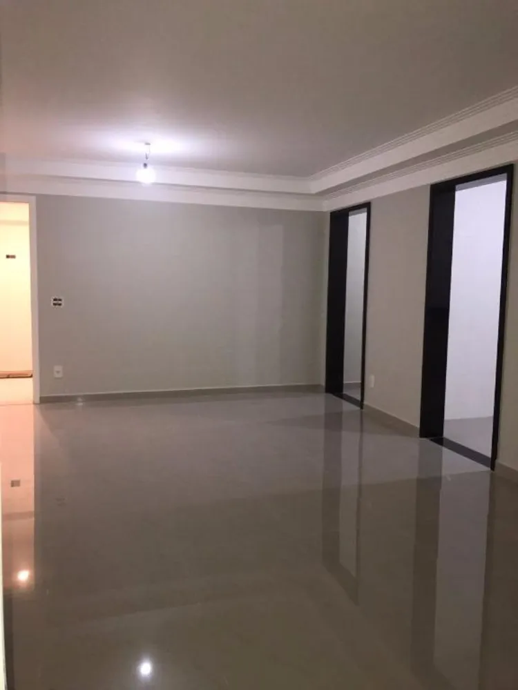 Apartamento, 3 quartos, 126 m² - Foto 1
