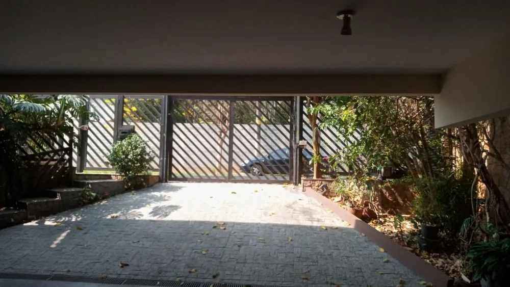 Sobrado, 4 quartos, 326 m² - Foto 1