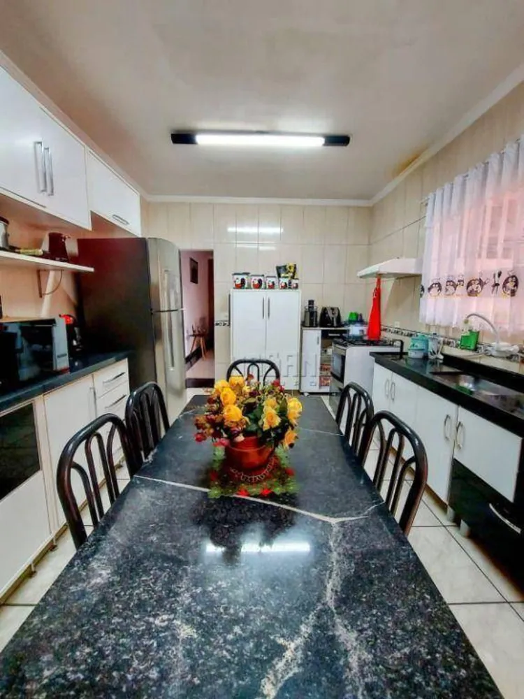 Casa, 4 quartos, 157 m² - Foto 2