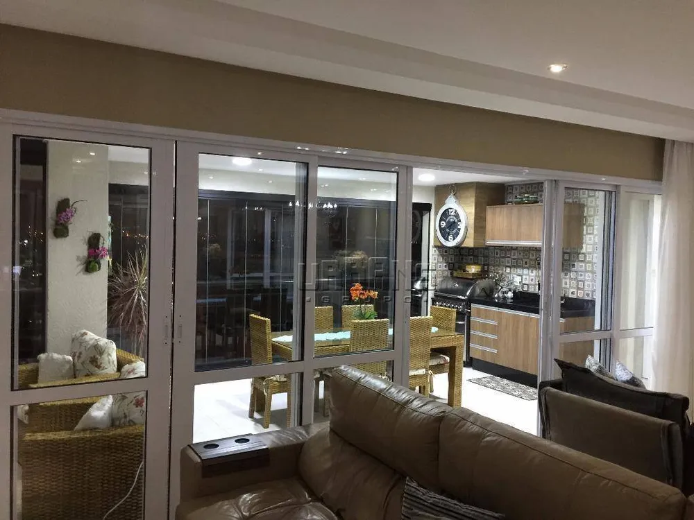 Apartamento, 3 quartos, 192 m² - Foto 3