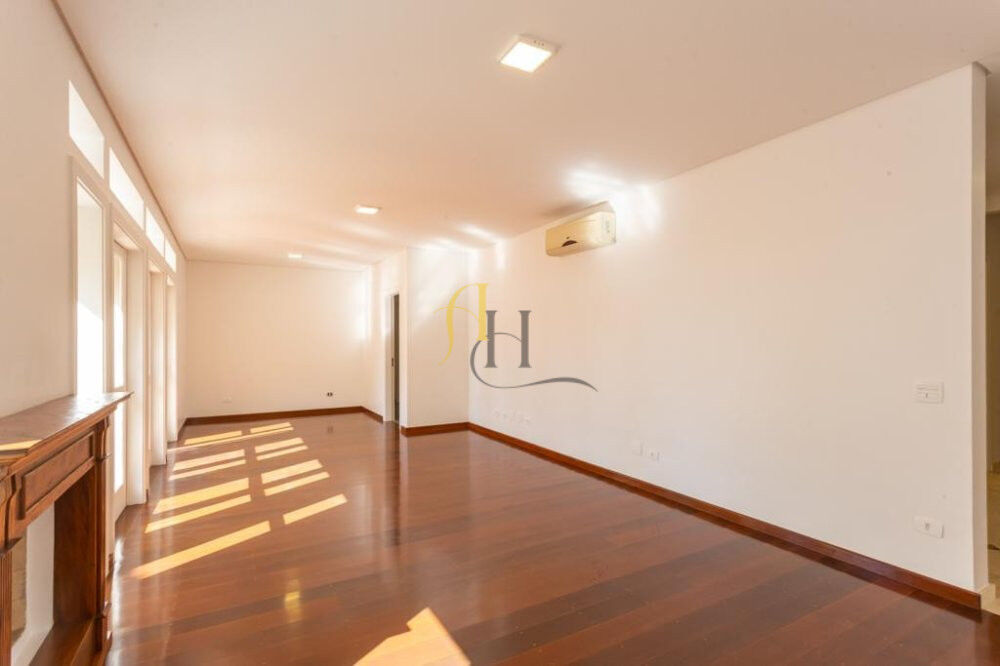 Casa de Condomínio à venda com 4 quartos, 465m² - Foto 1