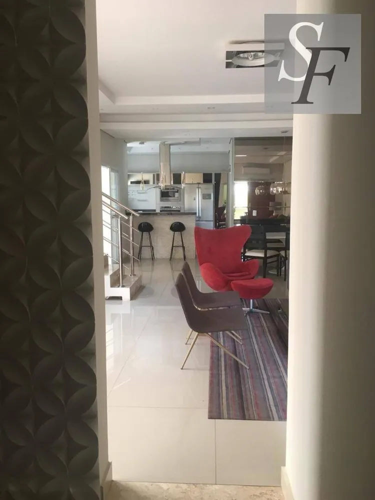 Sobrado, 3 quartos, 277 m² - Foto 4