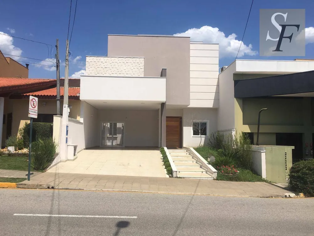 Sobrado, 3 quartos, 277 m² - Foto 1