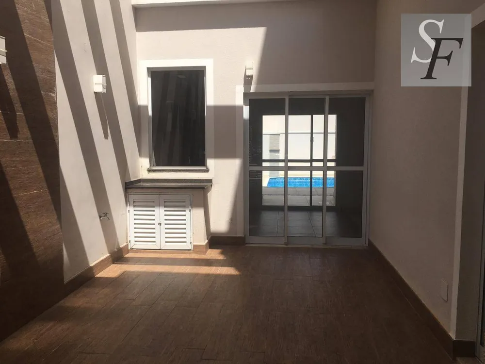 Sobrado, 3 quartos, 277 m² - Foto 2