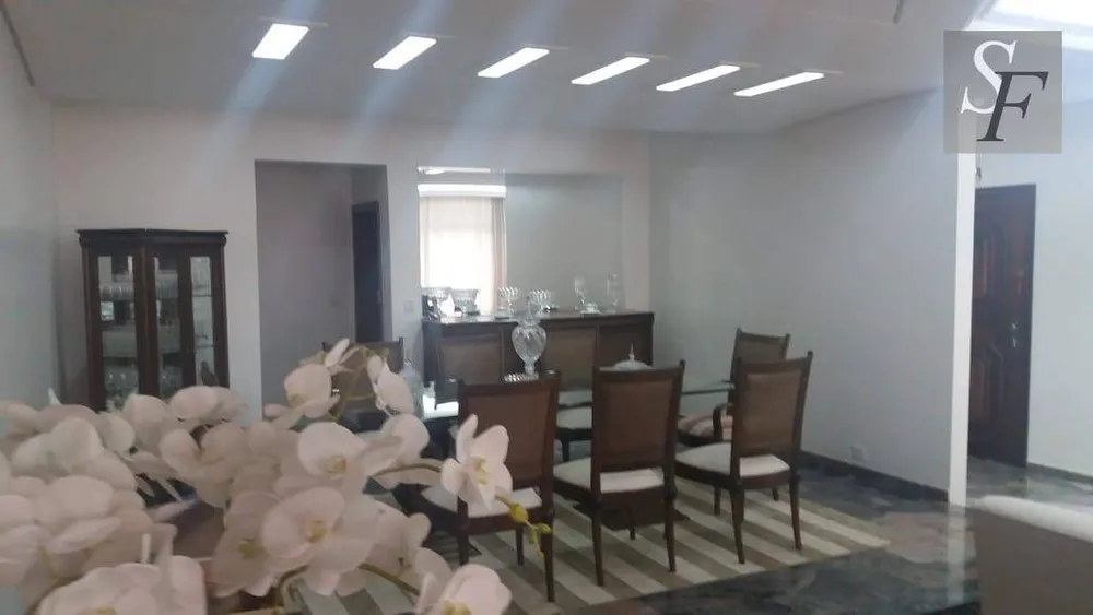 Apartamento, 4 quartos, 212 m² - Foto 4