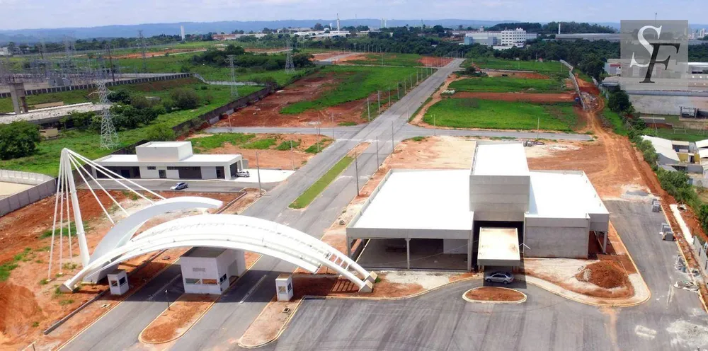 Loteamento e Condomínio, 1642 m² - Foto 1