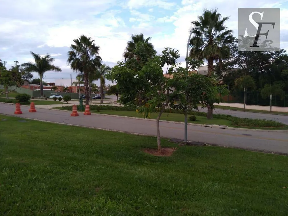 Loteamento e Condomínio, 527 m² - Foto 2