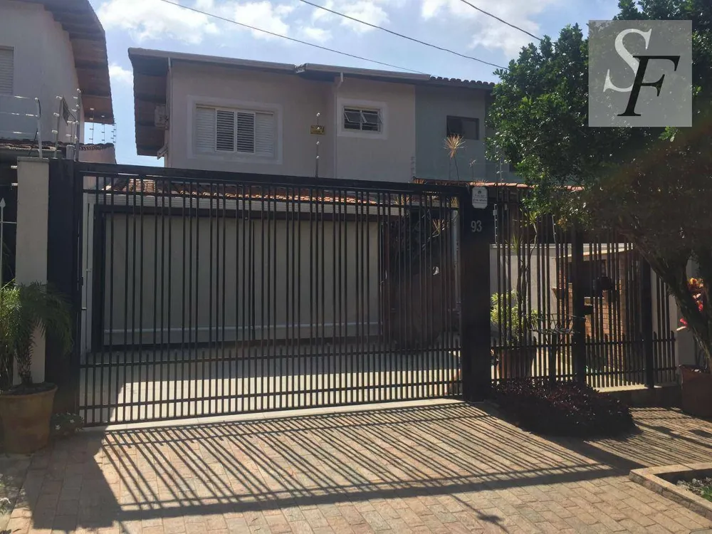 Sobrado, 3 quartos, 180 m² - Foto 1