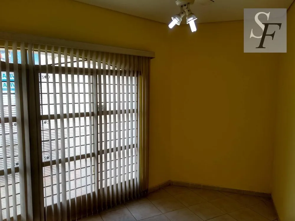 Casa, 3 quartos, 207 m² - Foto 3